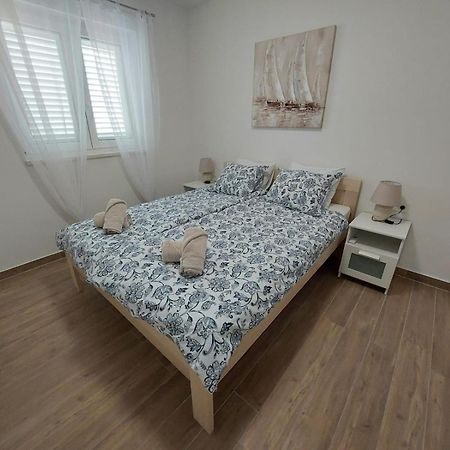 Seashells Apartments Tribunj Tribalj Dış mekan fotoğraf