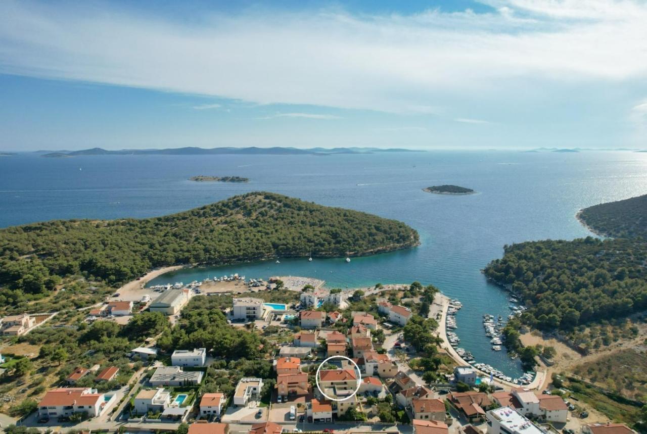 Seashells Apartments Tribunj Tribalj Dış mekan fotoğraf