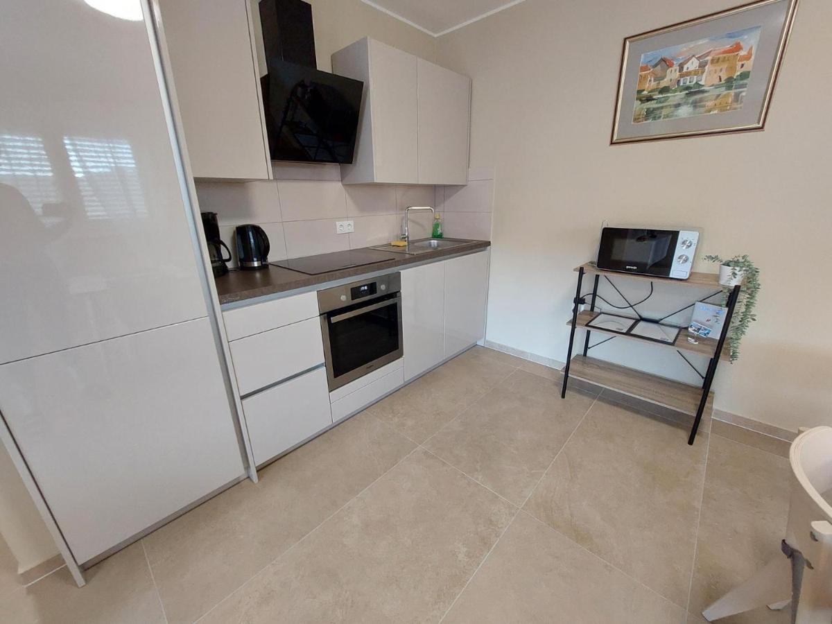 Seashells Apartments Tribunj Tribalj Dış mekan fotoğraf