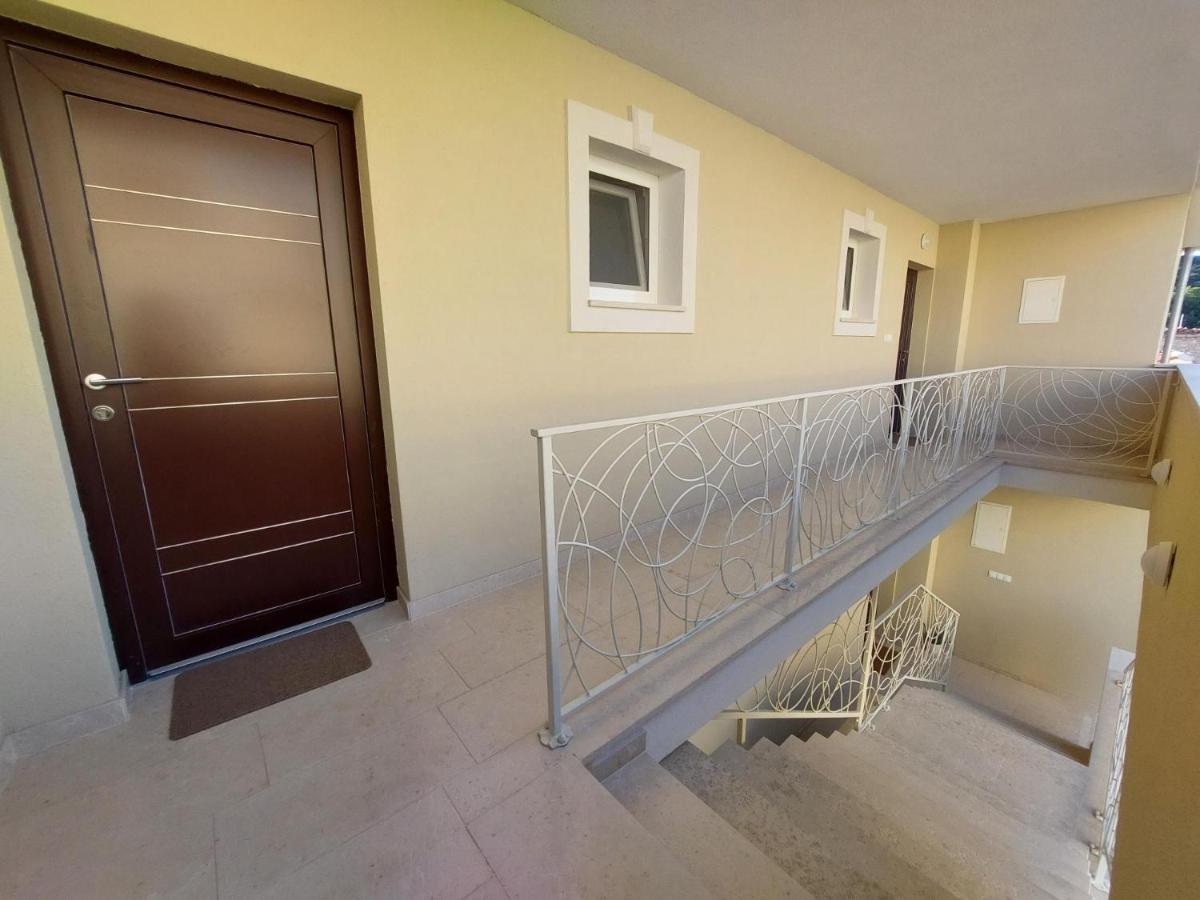 Seashells Apartments Tribunj Tribalj Dış mekan fotoğraf